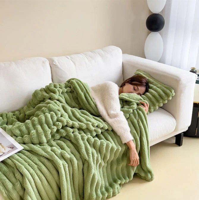 Blanket | Super Soft Fleece & Lightweight | Machine Washable