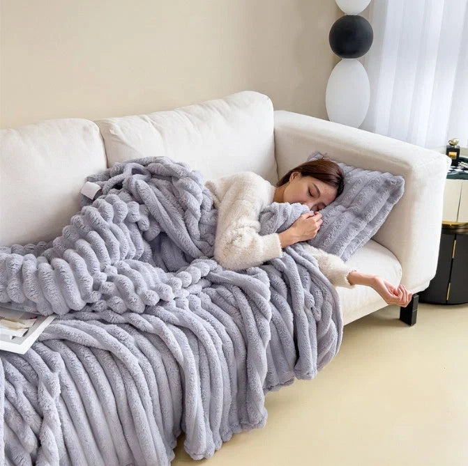 Blanket | Super Soft Fleece & Lightweight | Machine Washable