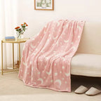 Children's Blanket | Glows Without Batteries & Hypoallergenic Fleece | 120 x 150 cm
