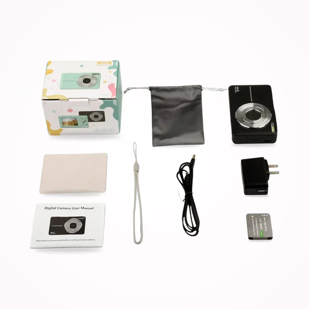 Digital Camera | Retro Style & 1080p Full HD | Includes 32 GB SD Card