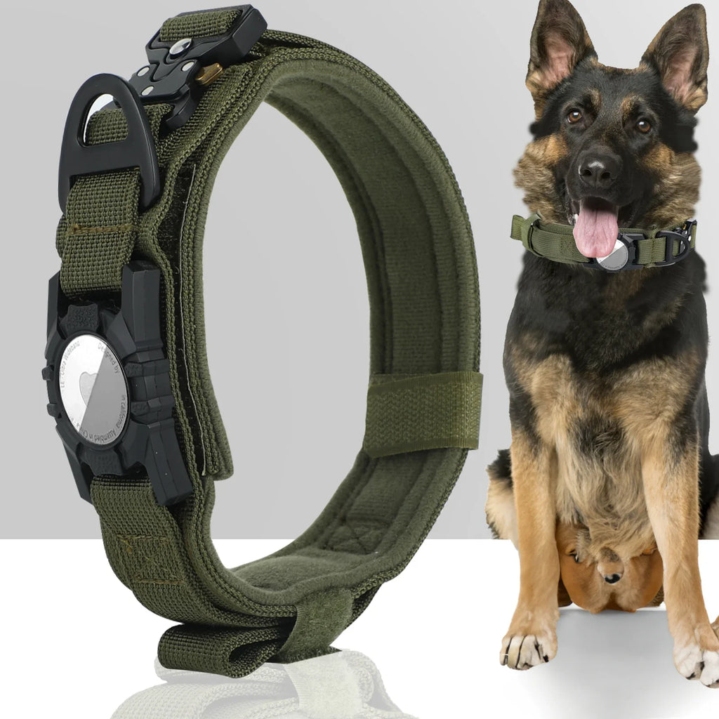 Dog Collar | Integrated AirTag Holder & Robust Handle