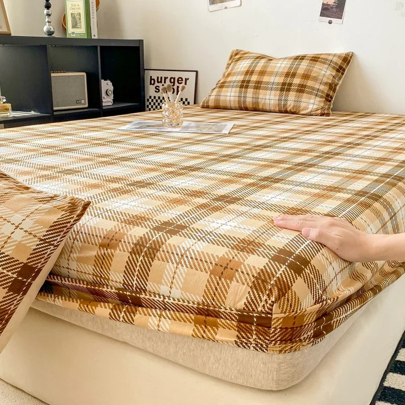 Fitted Sheet Mattress Protector | Non-Slip & Elastic Bands | Fits Up To 28 cm
