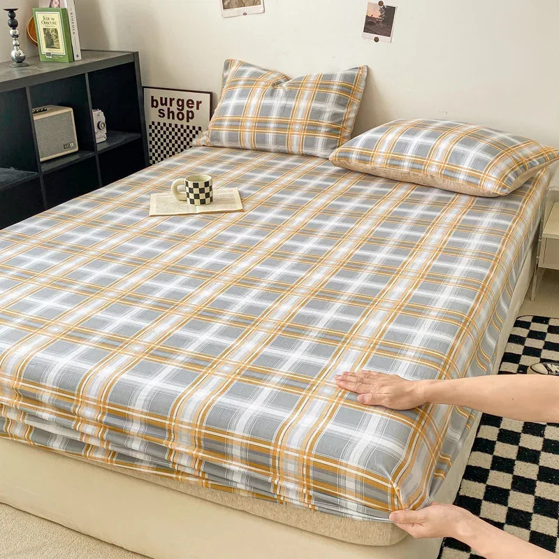 Fitted Sheet Mattress Protector | Non-Slip & Elastic Bands | Fits Up To 28 cm