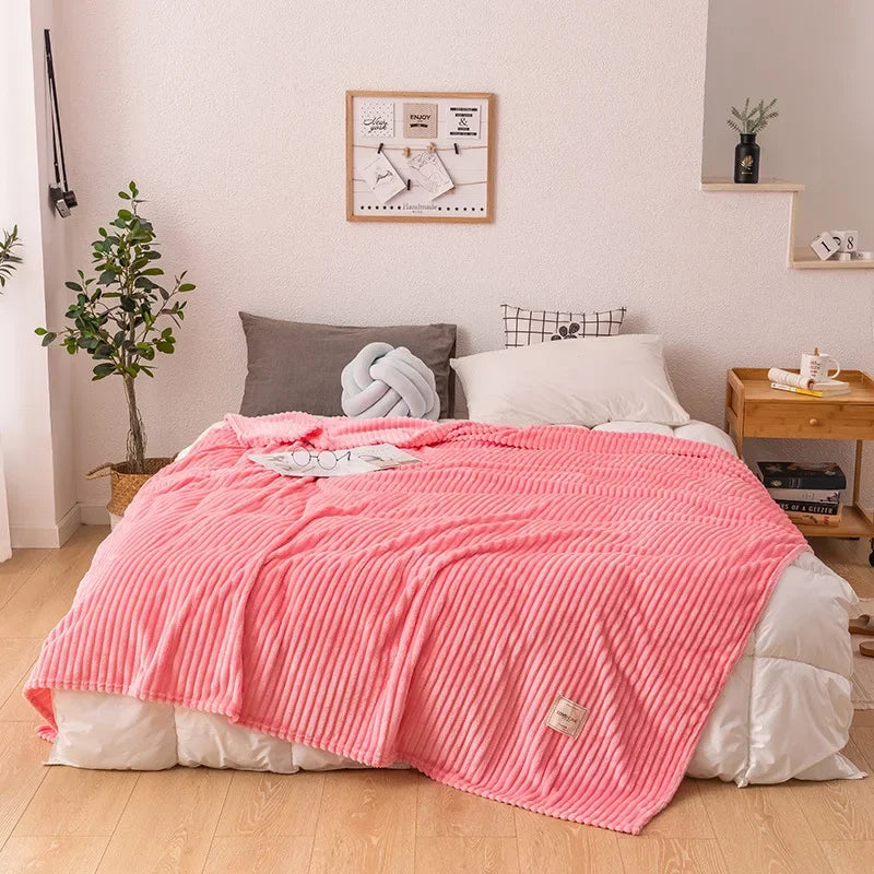 Flannel Blanket | Thick, Ultra-Soft & Insulating