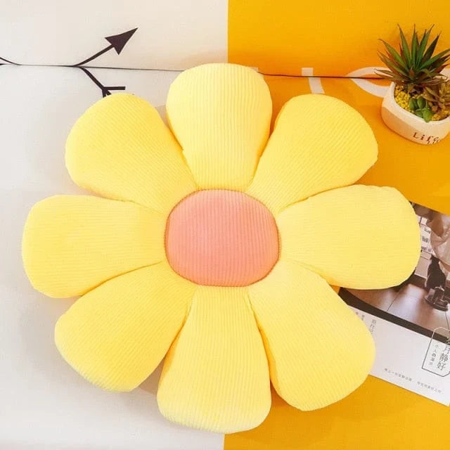 Flower-Shaped Cushion | Plush Cotton-Filled & Machine-Washable Cover | 38 x 38 x 6 cm