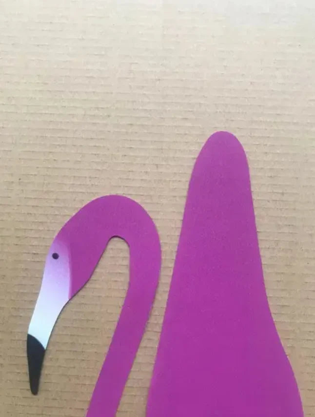 Garden Flamingo Stake | Wind-Activated Dancing & Weatherproof | Approx. 65 cm