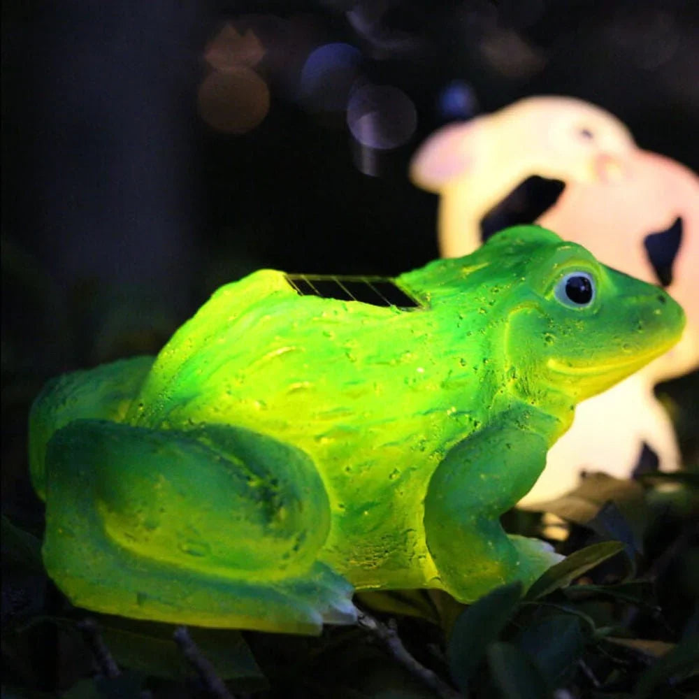 Garden Lamp | Solar-Powered Warm White LED & Dusk Sensor