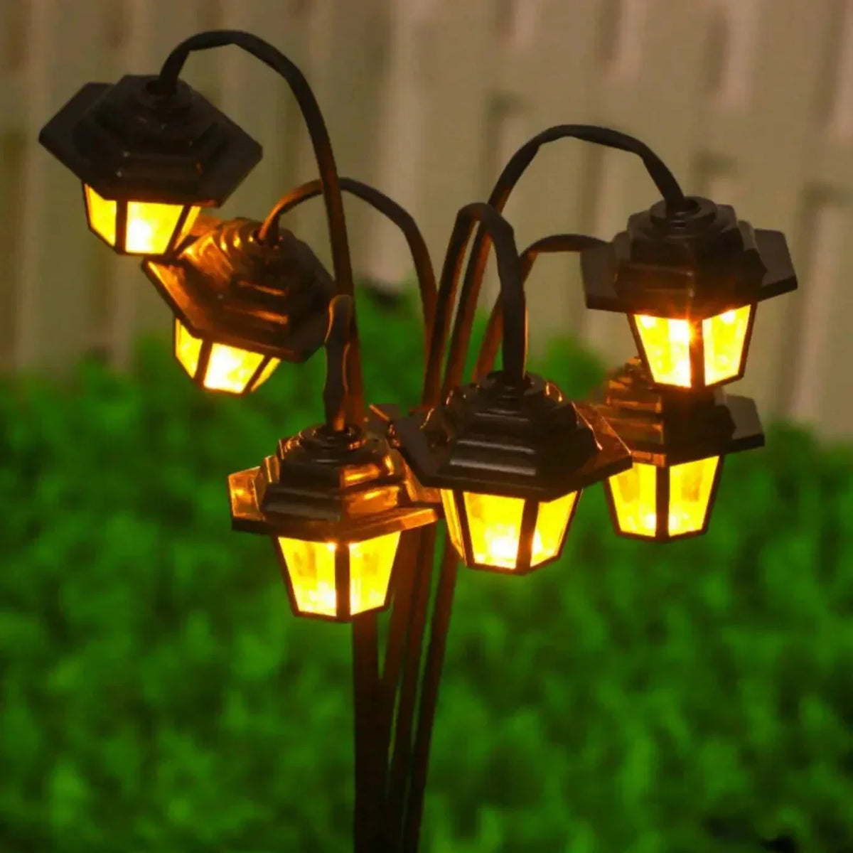 Garden Lantern | Solar-Powered Dusk Sensor & Weatherproof