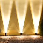 Garden Spotlight | Solar-Powered & Adjustable Zoom | IP65 Weatherproof