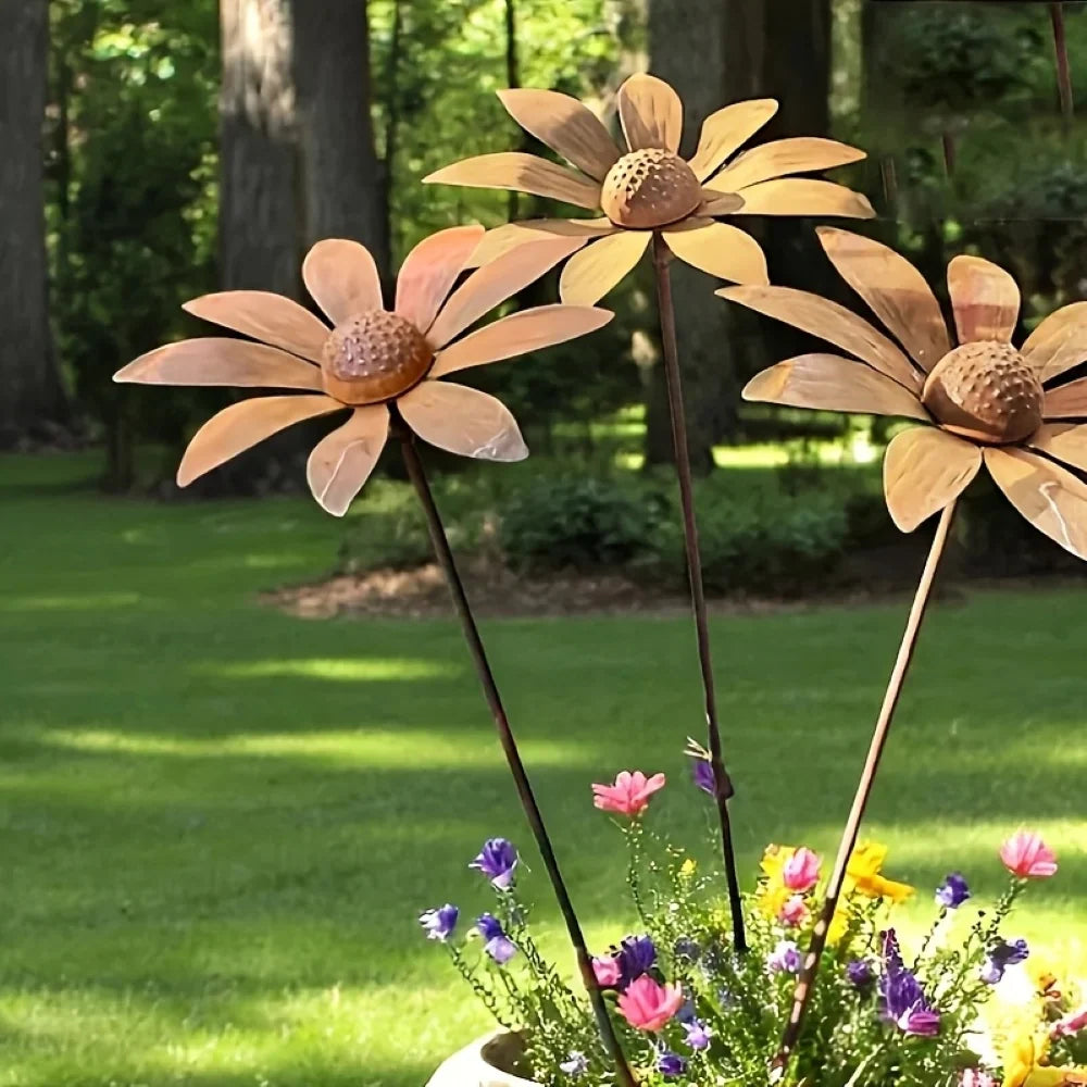 Garden Stakes | Weather-Resistant Metal & Rustic Daisy Finish | Set of 5