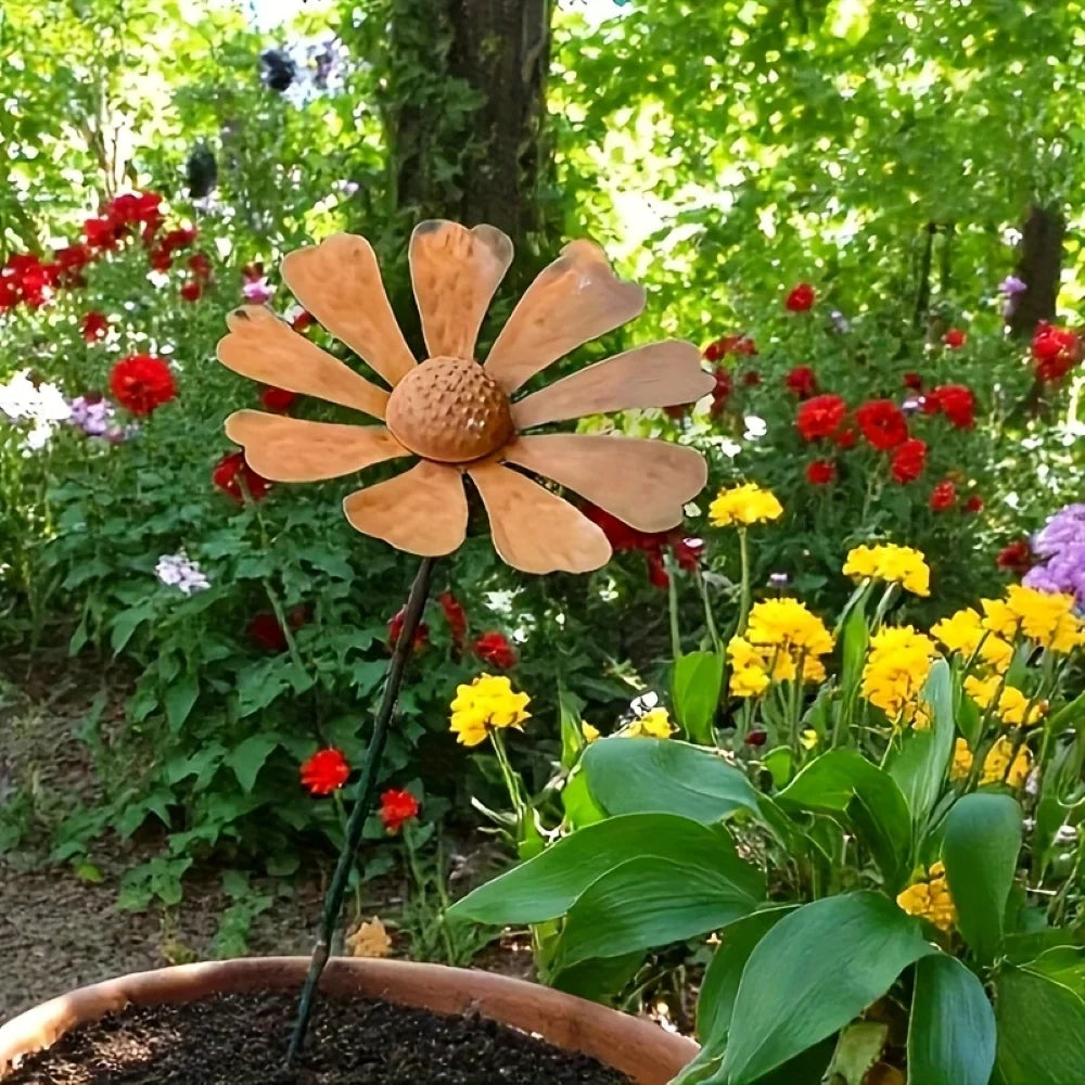 Garden Stakes | Weather-Resistant Metal & Rustic Daisy Finish | Set of 5