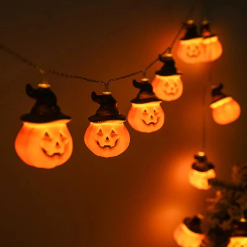 Halloween Lichterkette | Kürbis-Design & Warm Orange LEDs | USB- und Batteriebetrieben