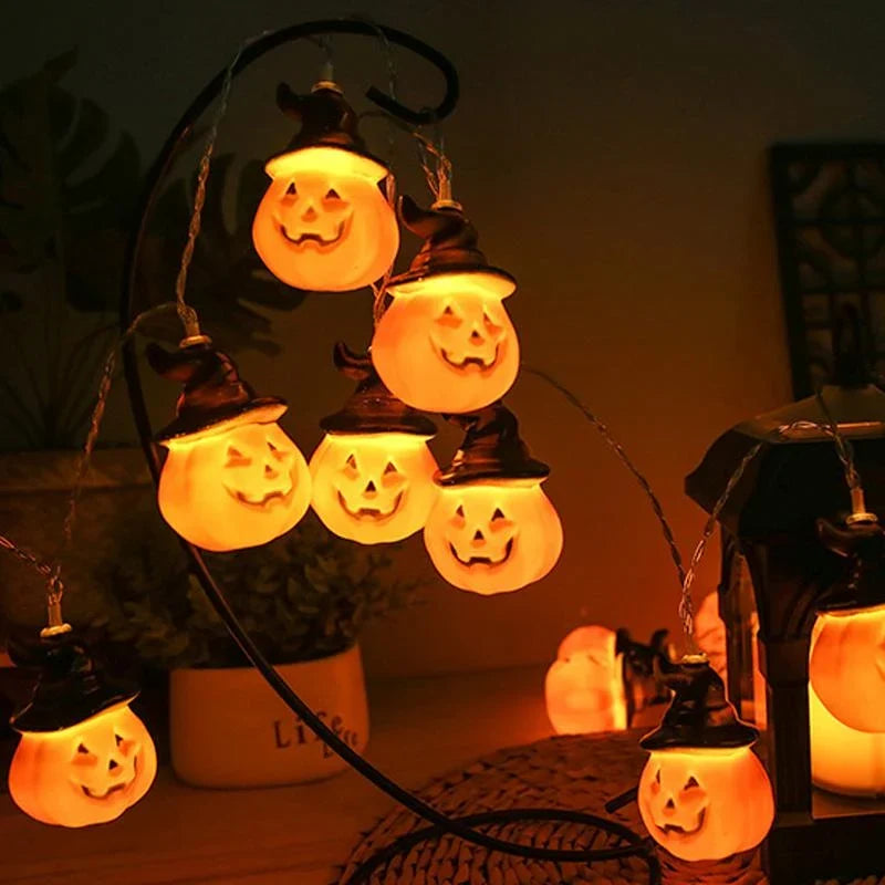 Halloween Lichterkette | Kürbis-Design & Warm Orange LEDs | USB- und Batteriebetrieben