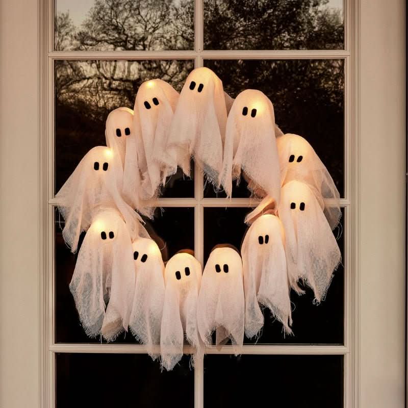 Halloween Wreath | LED Ghost Design & Energy-Efficient | 35 x 35 cm