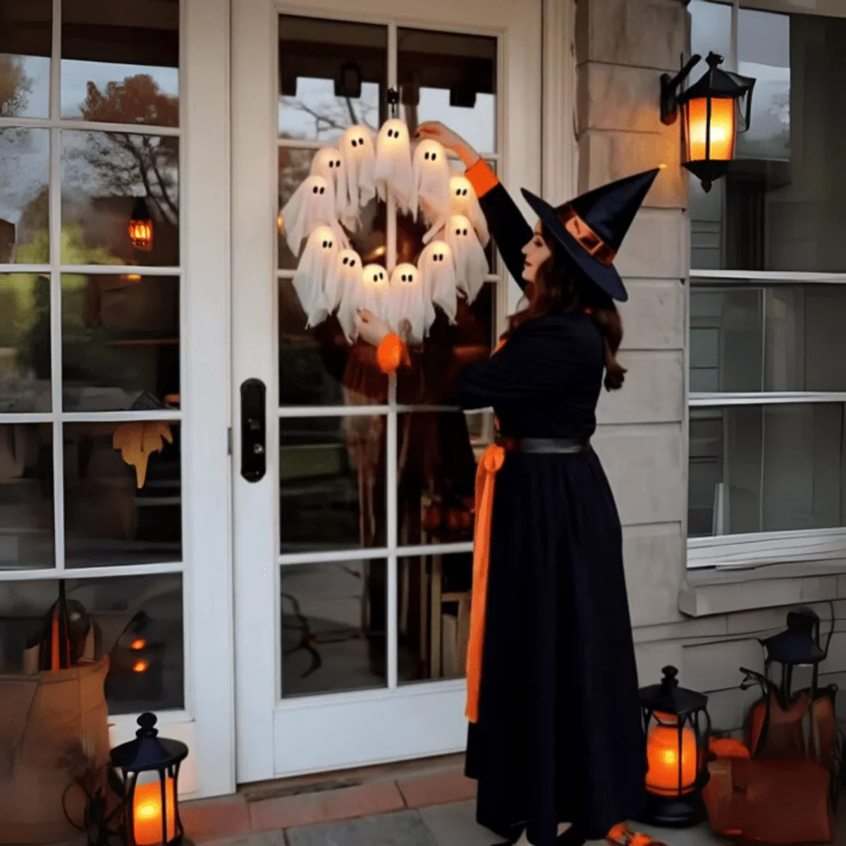 Halloween Wreath | LED Ghost Design & Energy-Efficient | 35 x 35 cm