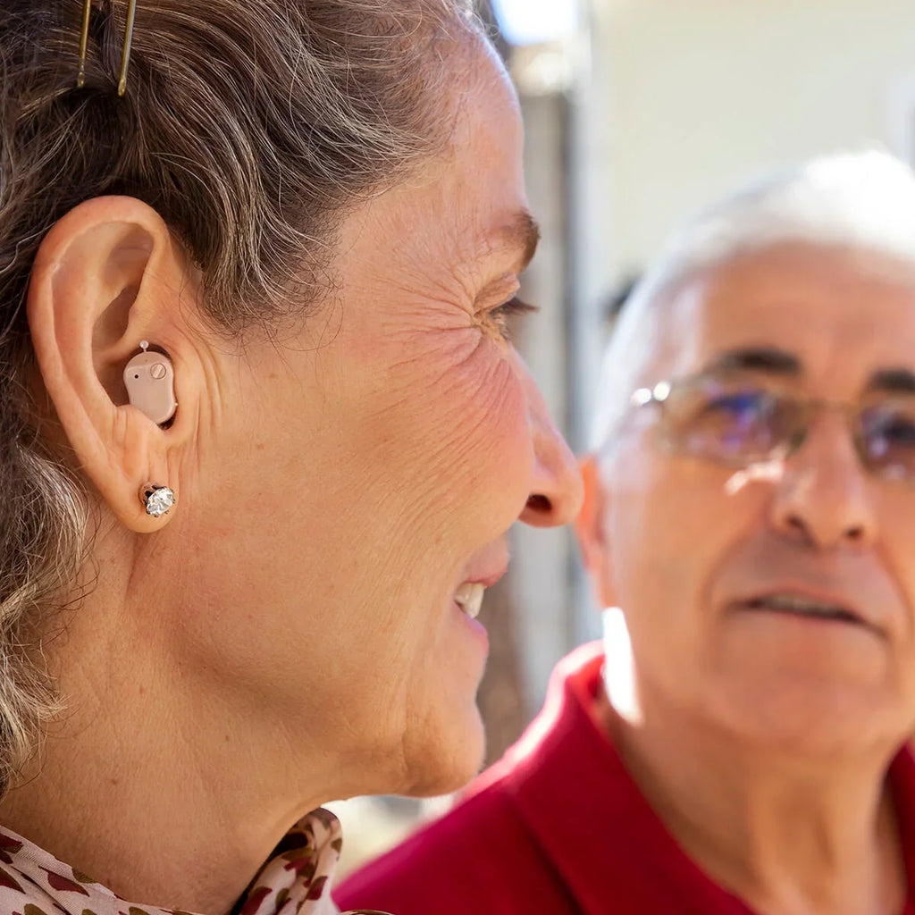 Hearing Amplifier | Ultra-Light & Discreet | Up to 35 Hours Battery Life