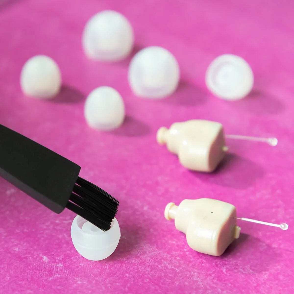 Hearing Amplifier | Ultra-Light & Discreet | Up to 35 Hours Battery Life