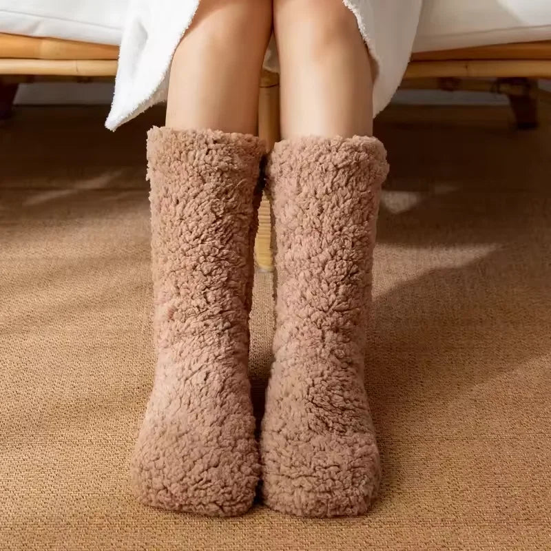 Loungewear Socks | Plush Fleece & Machine-Washable
