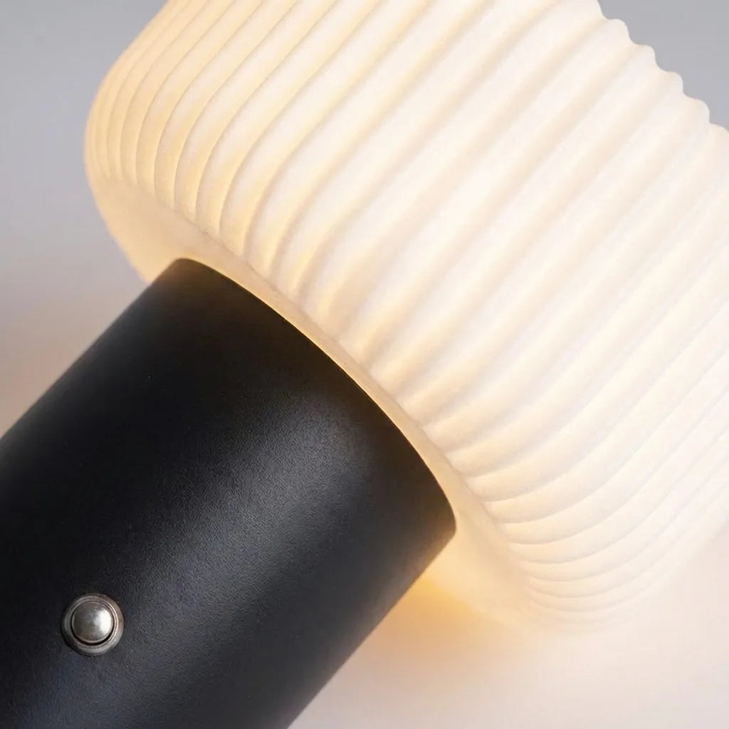 Mushroom Table Lamp | Rechargeable & 3-Level Dimmable