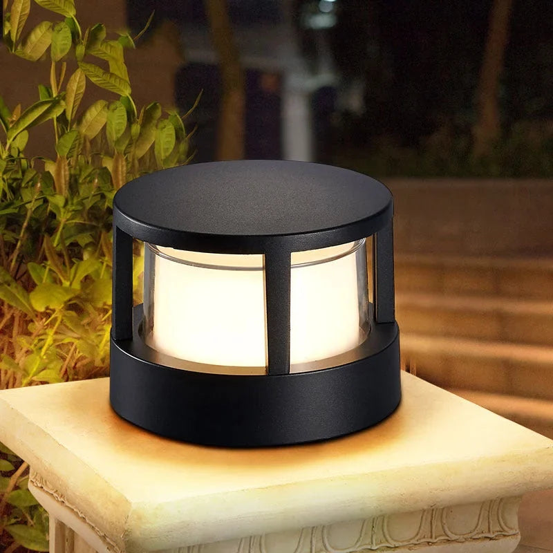 Outdoor Path Light | Integrated LED & Waterproof Aluminum | 700–1200 lm