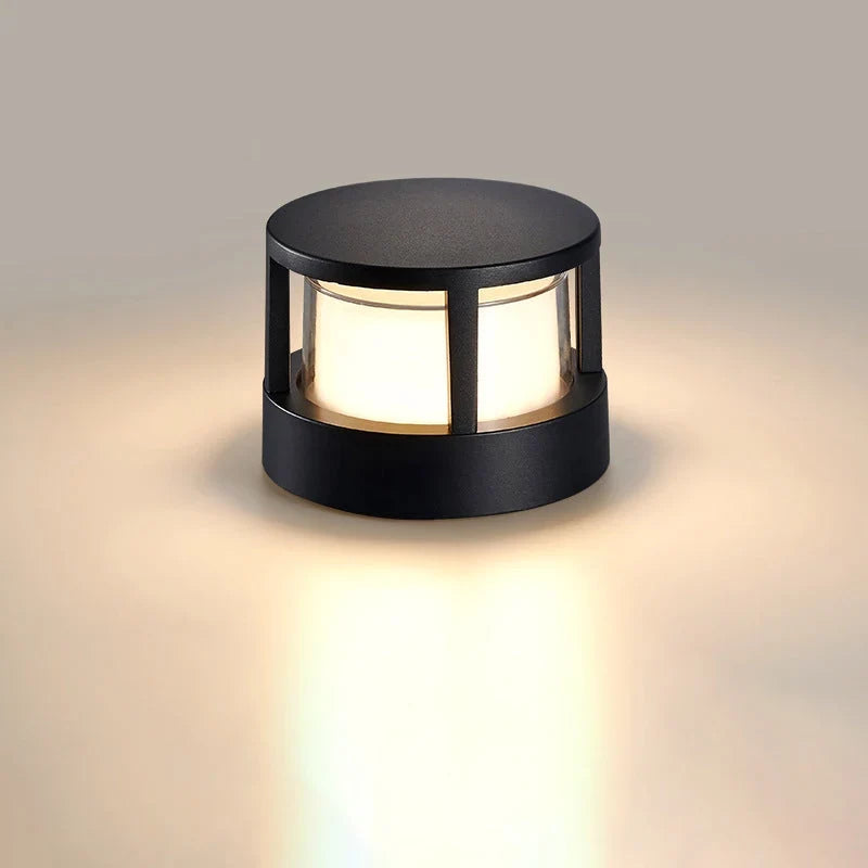 Outdoor Path Light | Integrated LED & Waterproof Aluminum | 700–1200 lm