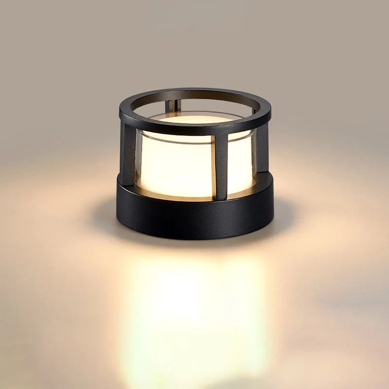Outdoor Path Light | Integrated LED & Waterproof Aluminum | 700–1200 lm