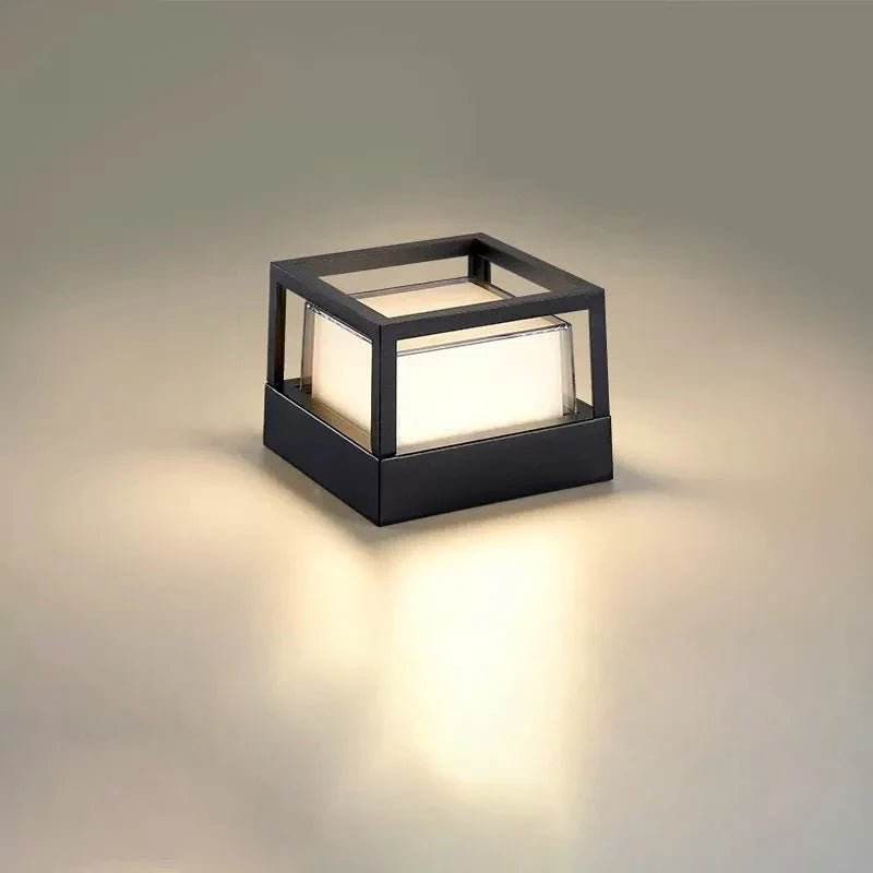 Outdoor Path Light | Integrated LED & Waterproof Aluminum | 700–1200 lm