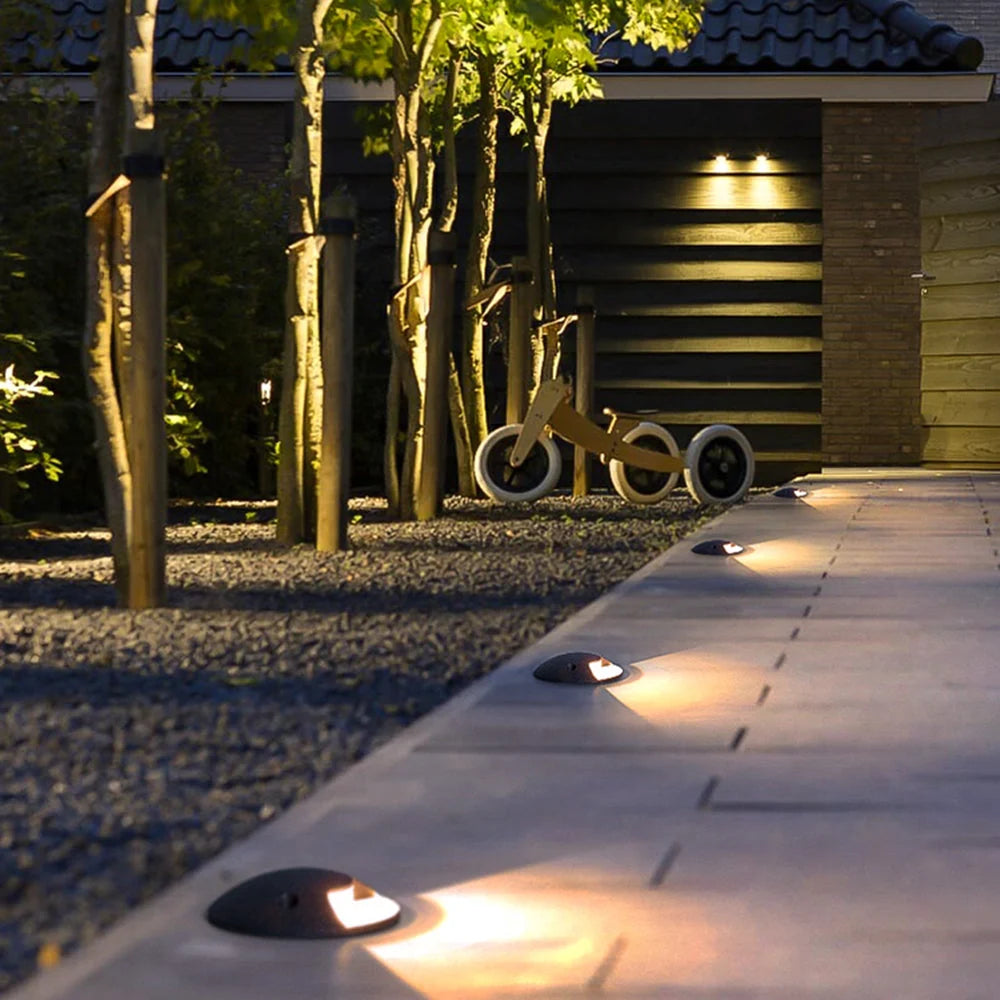 Outdoor Step & Deck Light | Metal & Glass | IP65 Weather-Resistant