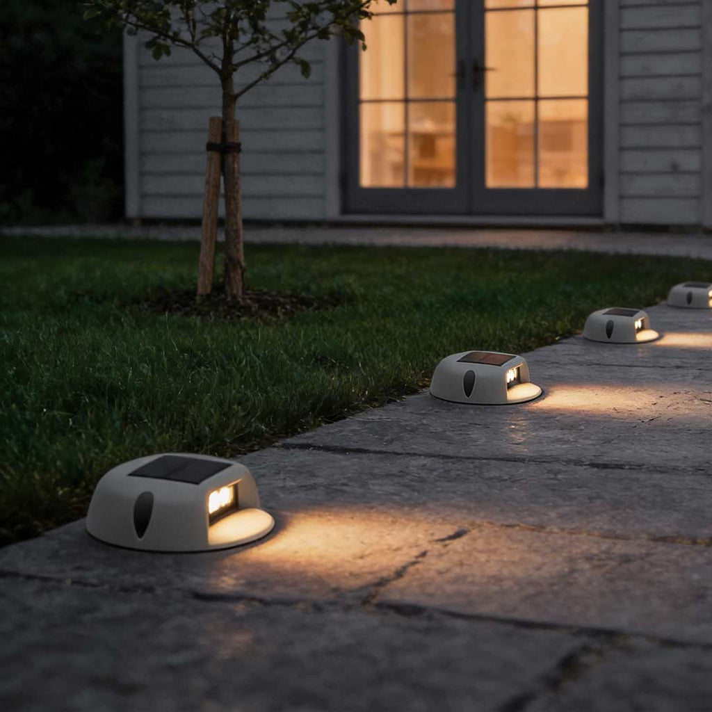 Outdoor Step Light | Solar LED & Dusk-to-Dawn Sensor | IP65