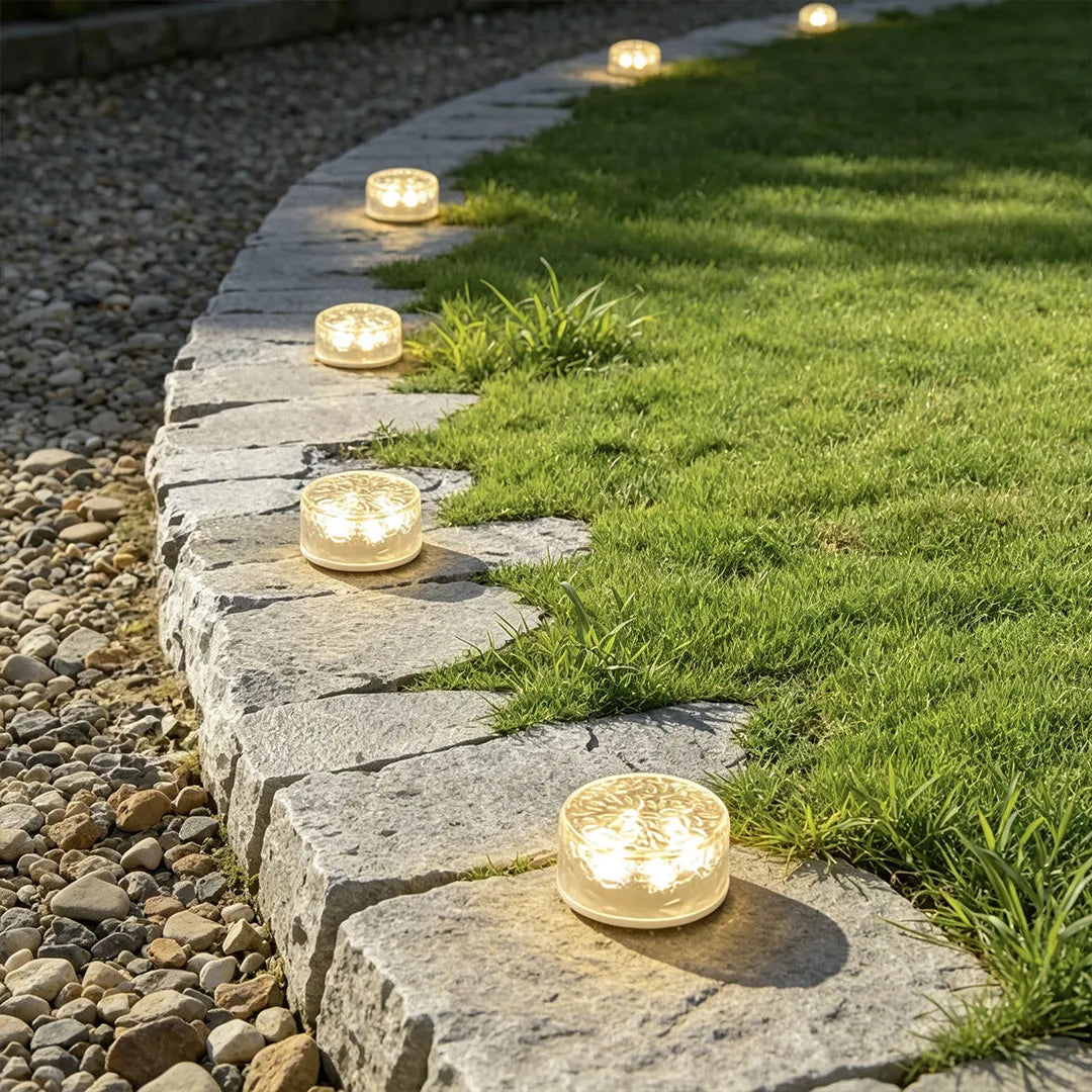 Outdoor Step Light | Solar-Powered & Automatic Dusk Sensor & IP65 Waterproof