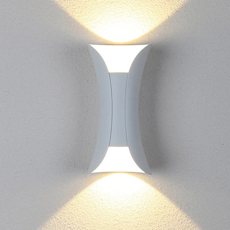 Outdoor Wall Lamp | Integrated LED & IP65 Weather Resistant | Black-Gold Finish