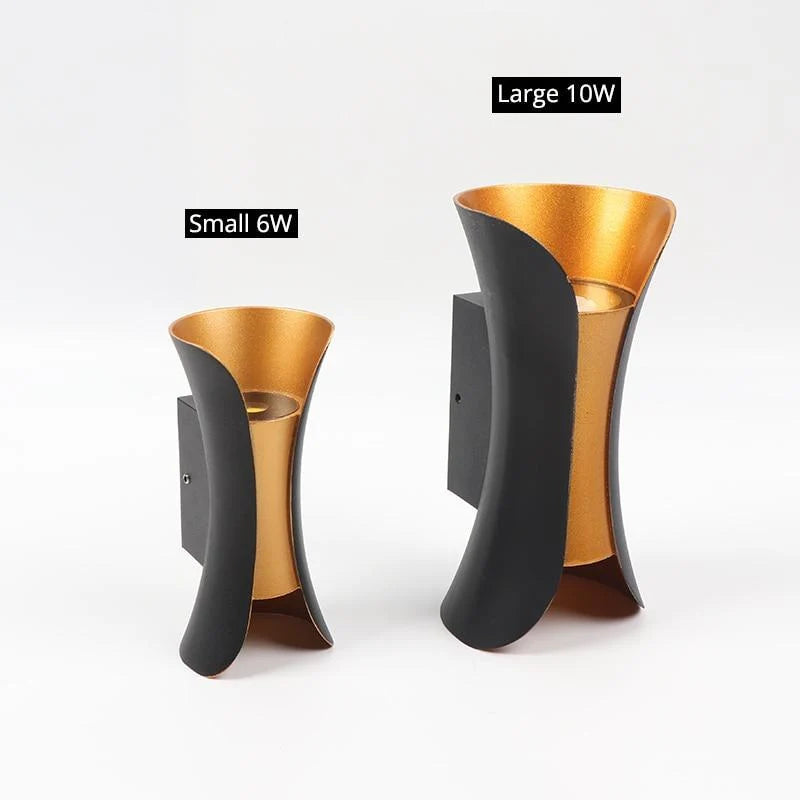 Outdoor Wall Lamp | Integrated LED & IP65 Weather Resistant | Black-Gold Finish