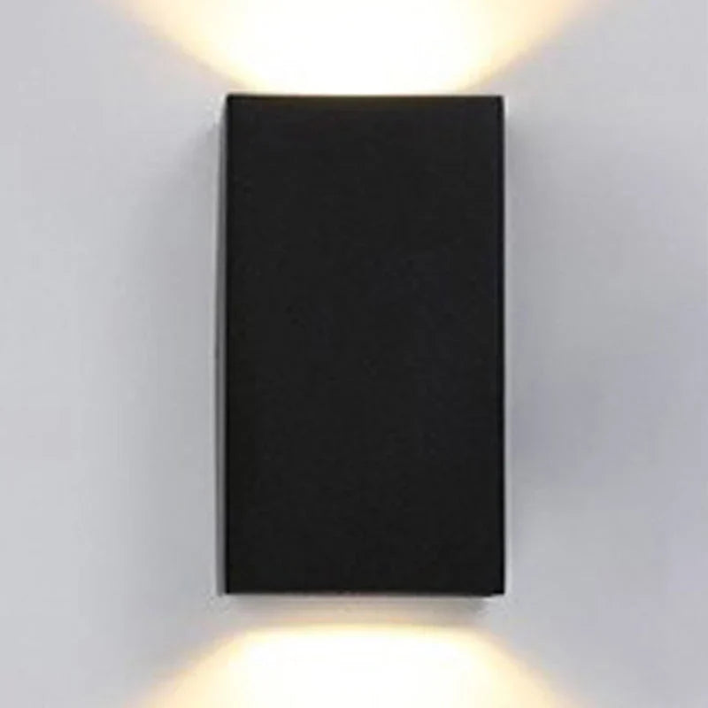 Outdoor Wall Light | Integrated LED & IP65 Waterproof | 1000 Lumens