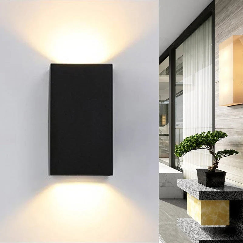 Outdoor Wall Light | Integrated LED & IP65 Waterproof | 1000 Lumens