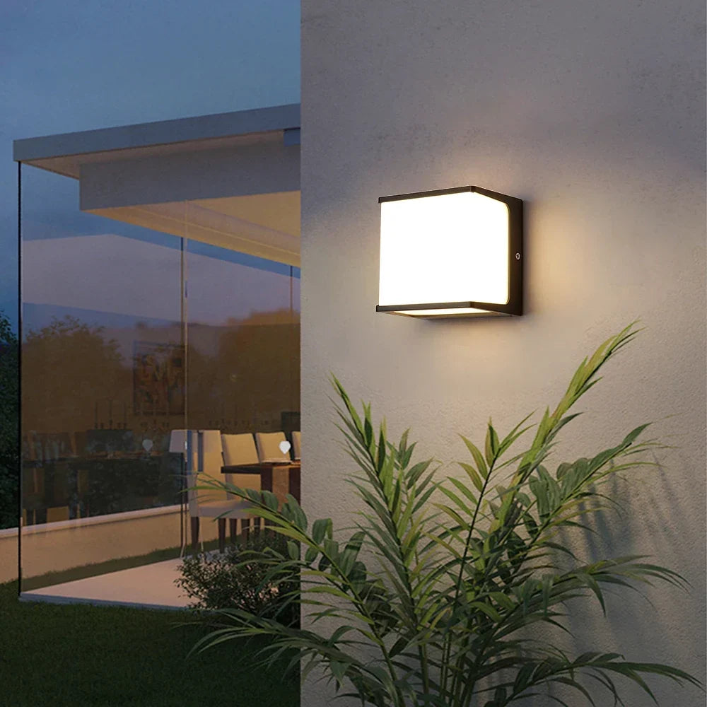 Outdoor Wall Light | IP65 Waterproof & 8W LED | Aluminum Housing