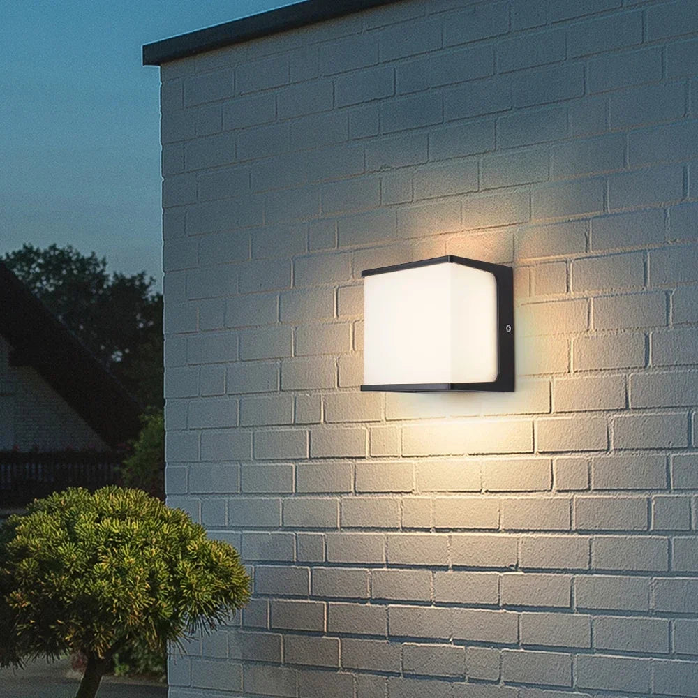 Outdoor Wall Light | IP65 Waterproof & 8W LED | Aluminum Housing
