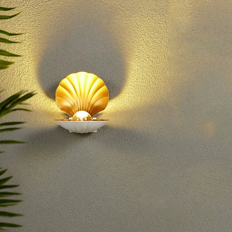 Outdoor Wall Light | IP65 Waterproof LED & Aluminum Housing