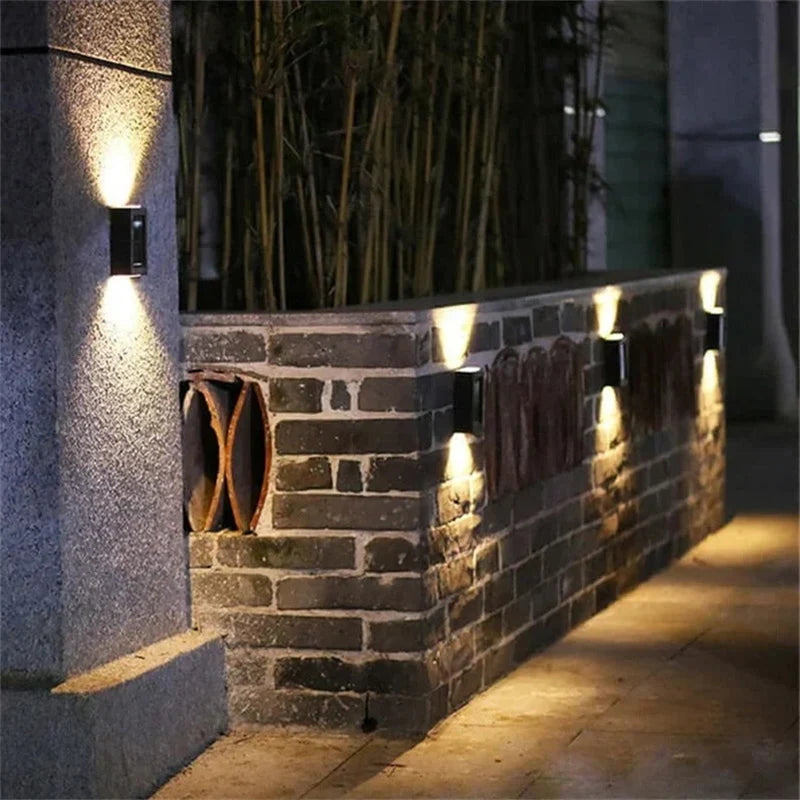 Outdoor Wall Light | Solar Powered & Waterproof | 8-Hour Runtime