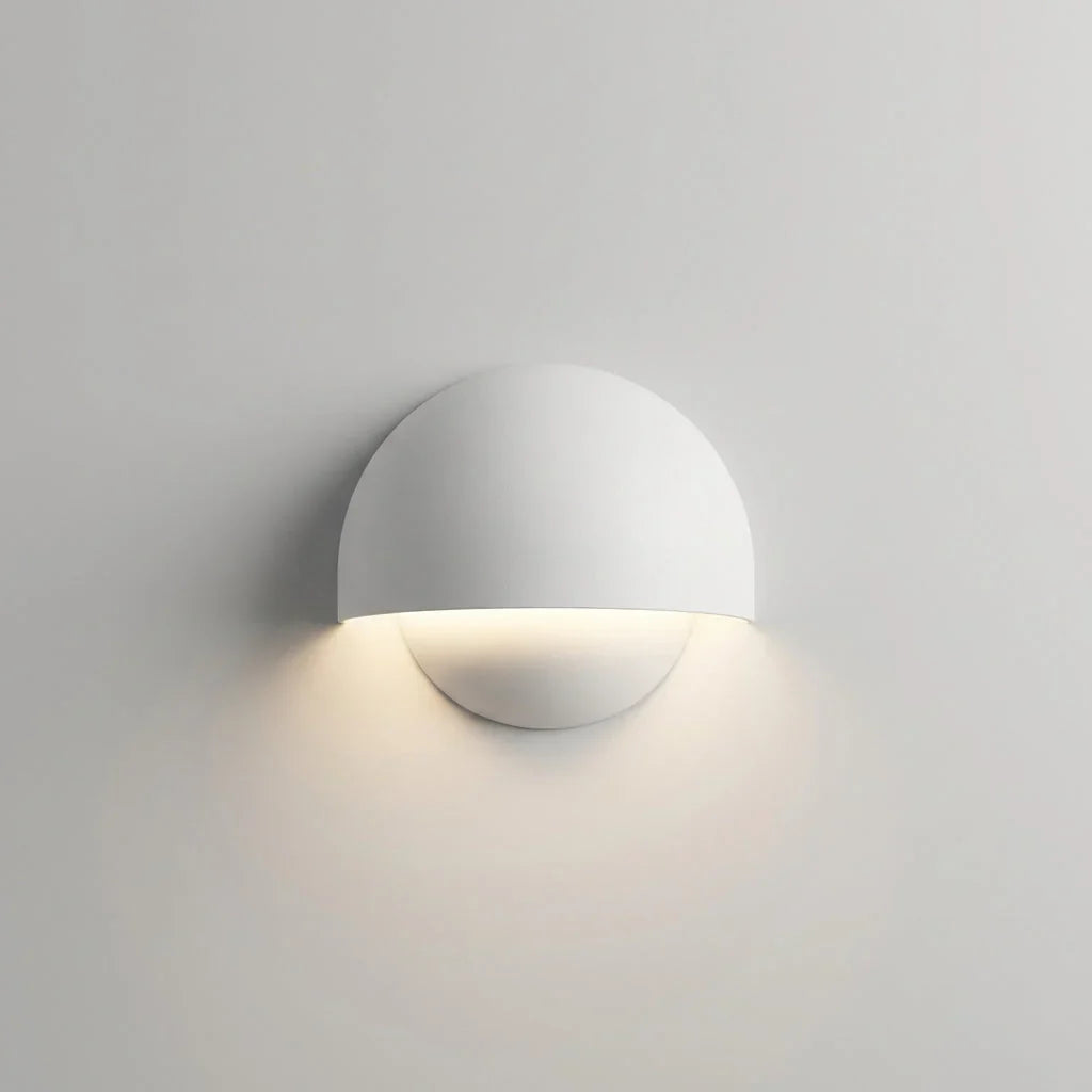 Outdoor Wall Light | Warm White LED & Weather-Resistant Aluminum