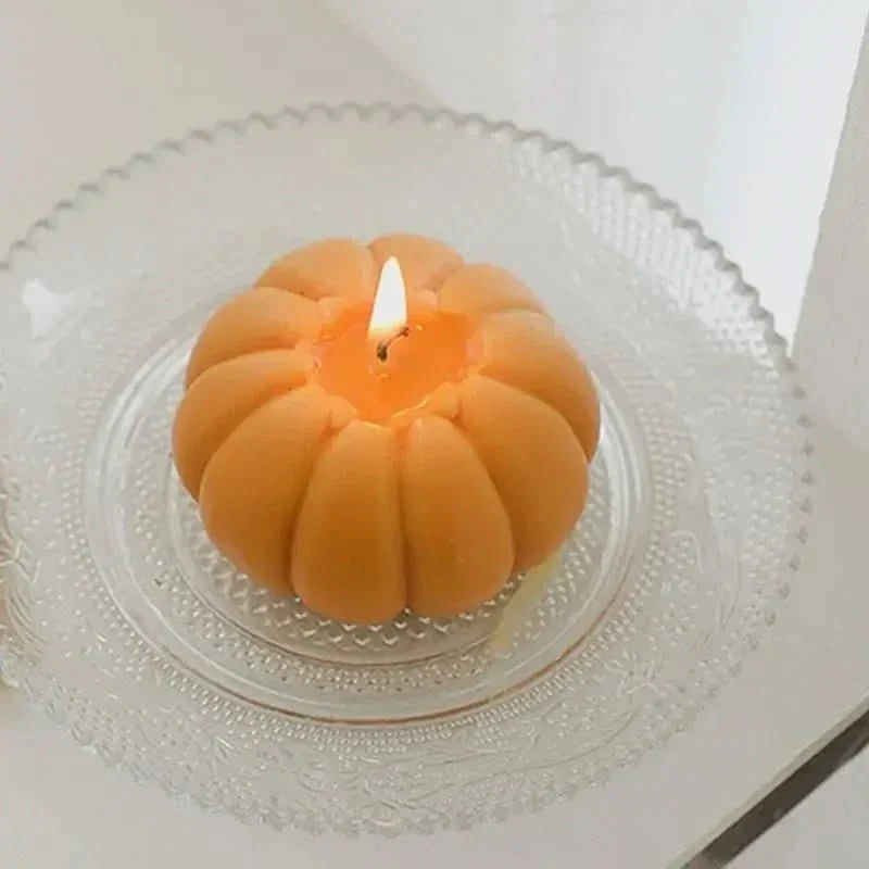 Scented Candle | Handmade Pumpkin Shape & Natural Wax | 7 × 5 cm
