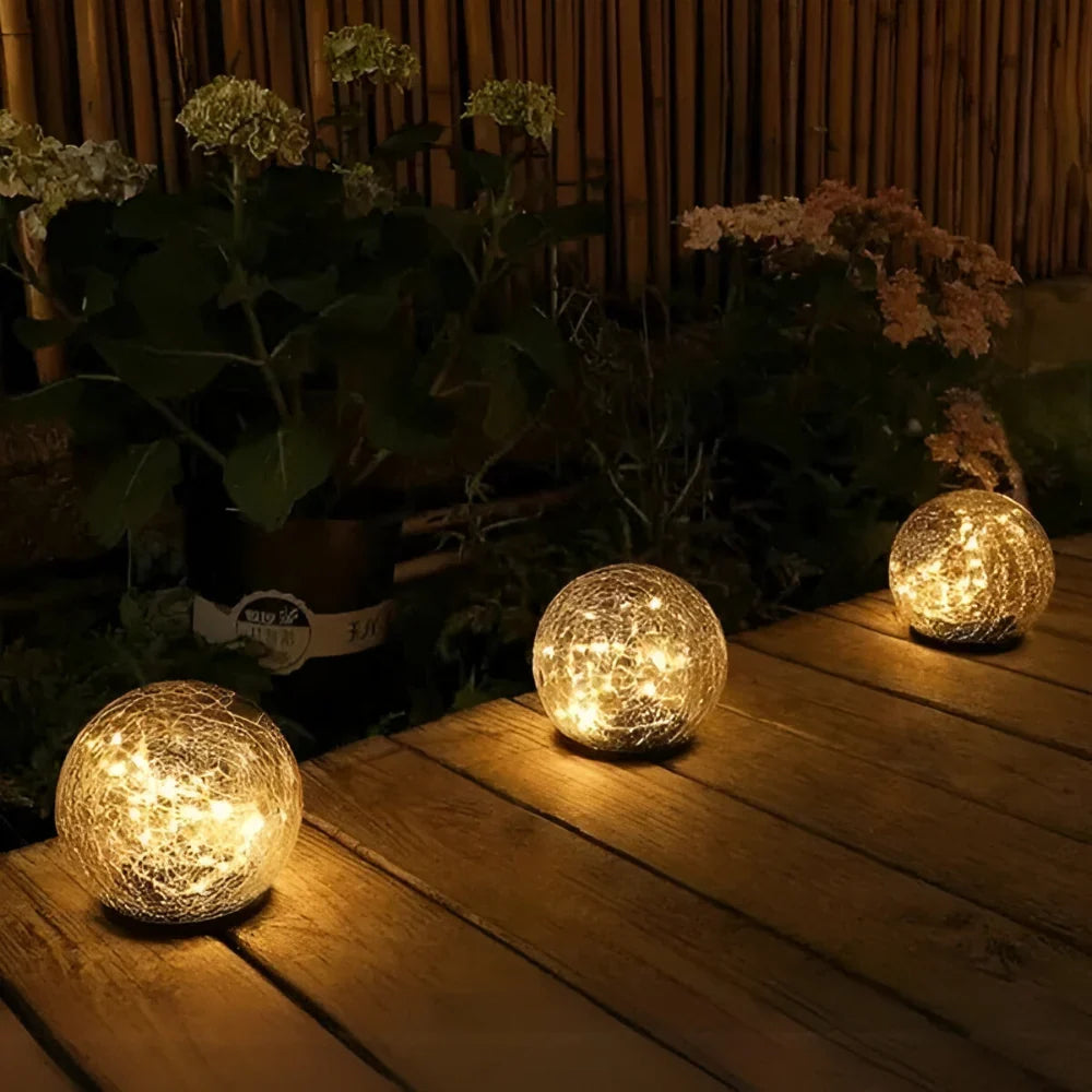 Solar Garden Light | Crackle Glass & Waterproof | 10 cm Diameter