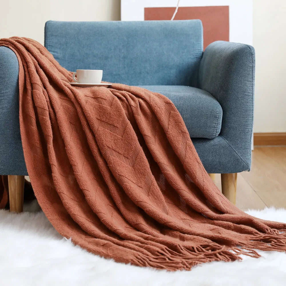 Throw Blanket | Soft 100% Acrylic & Geometric Jacquard | 130 x 230 cm