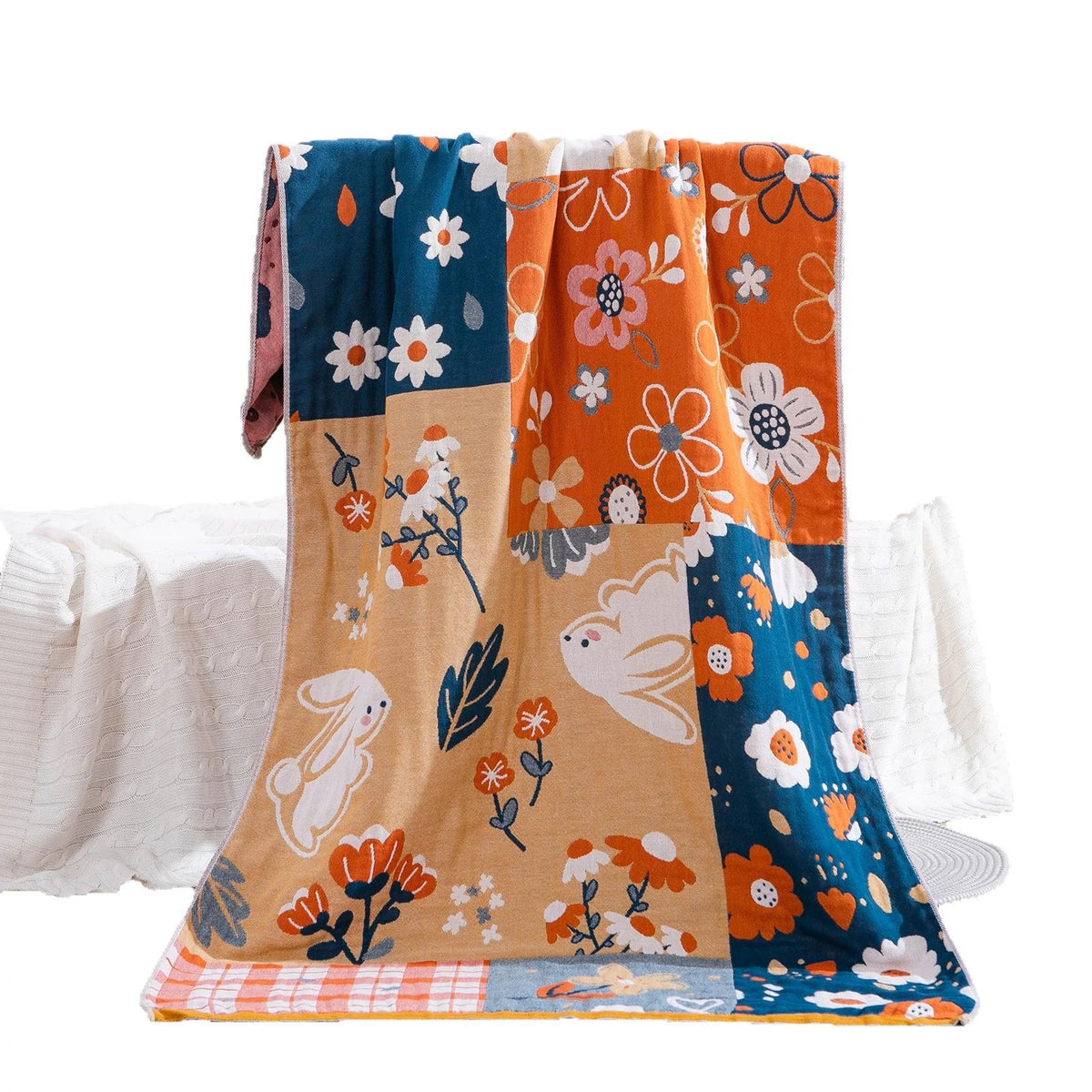 Throw Blanket | Soft Cotton & Machine-Washable | Bear Motif