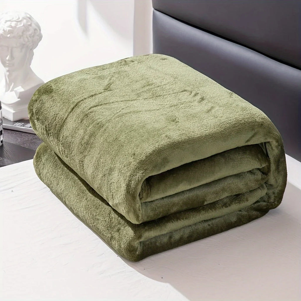 Throw Blanket | Soft & Machine-Washable Knitted Polyester | 70 x 100–200 x 230 cm