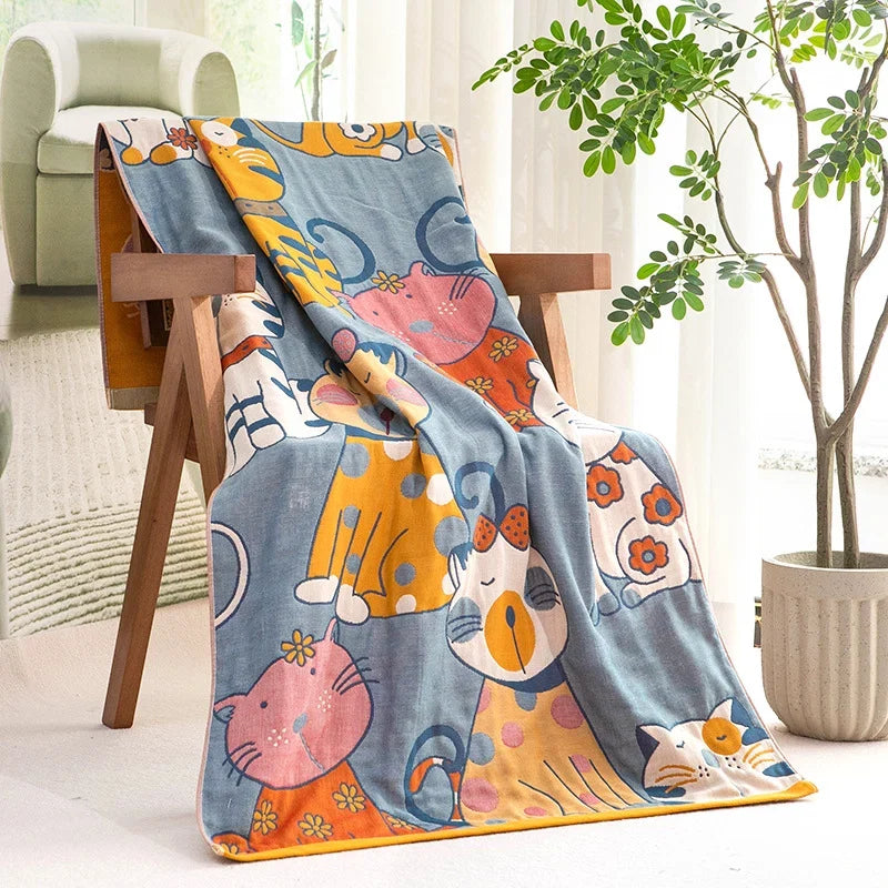 Throw Blanket | Soft & Machine-Washable Strawberry Print