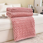 Throw Blanket | Soft Velvet & Checkered Pattern | 3 Sizes