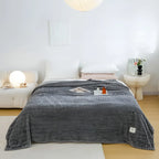 Throw Blanket | Super Soft Microfiber & Heat-Insulating | 70 x 100 cm