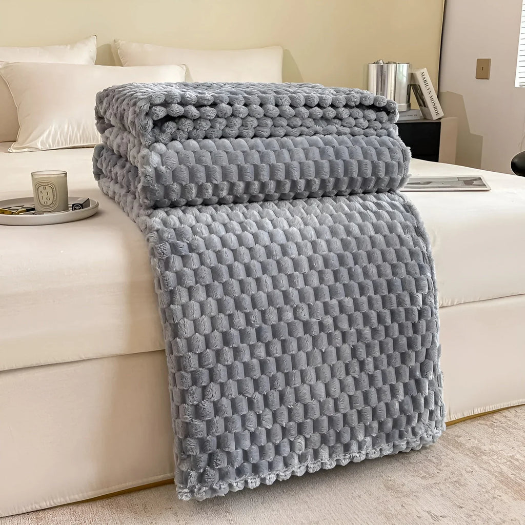 Throw Blanket | Super Soft Microfiber & Heat-Insulating | 70 x 100 cm