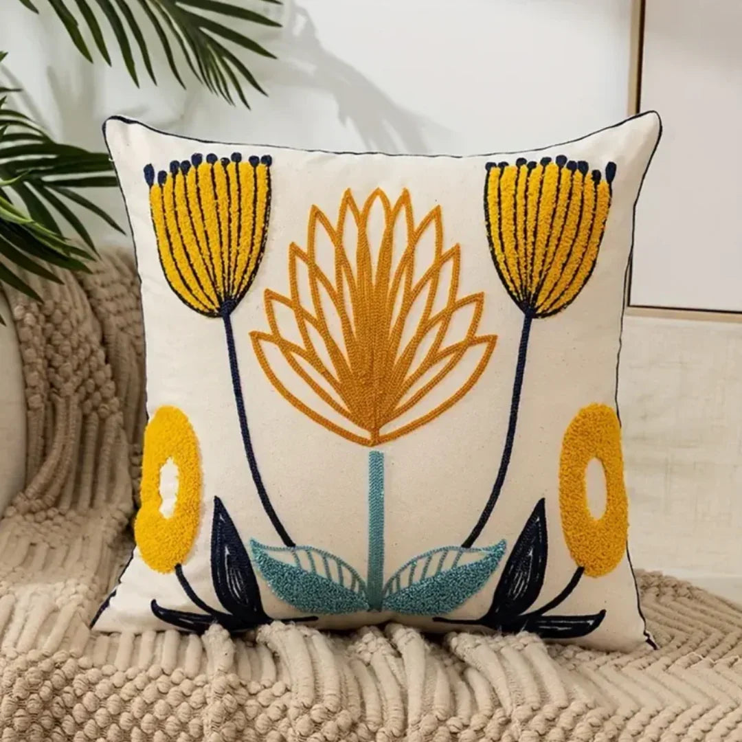 Throw Pillow Cover | Floral Print & Washable Cotton-Blend | 45 x 45 cm