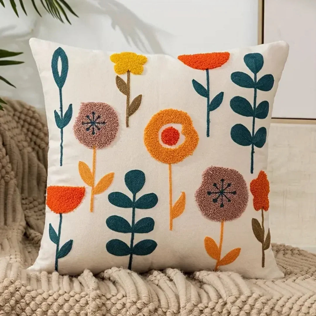 Throw Pillow Cover | Floral Print & Washable Cotton-Blend | 45 x 45 cm